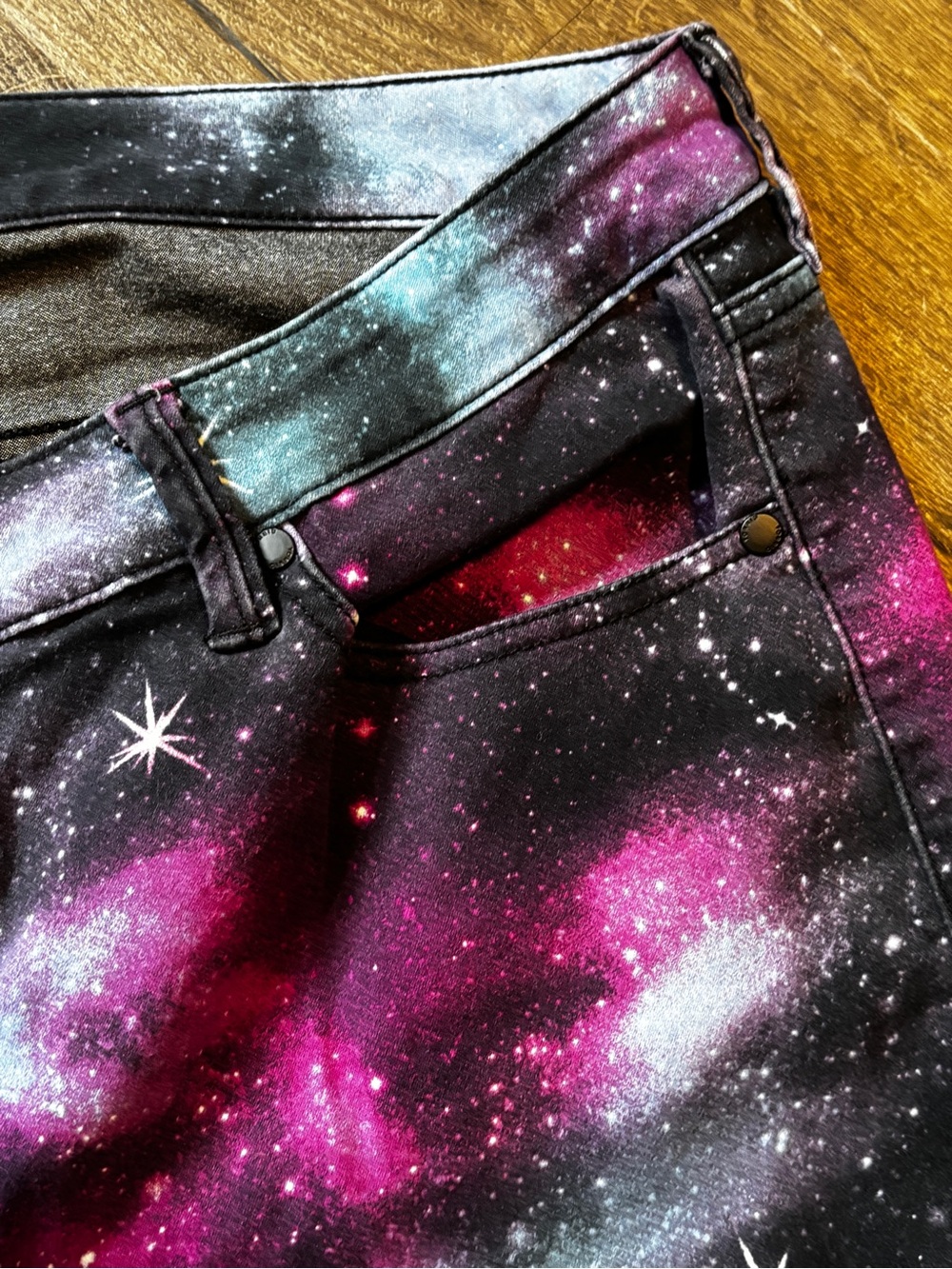 torrid Black Galaxy Print Women’s Denim Leggings with Teal & Magenta Accents - Picture 4 of 6